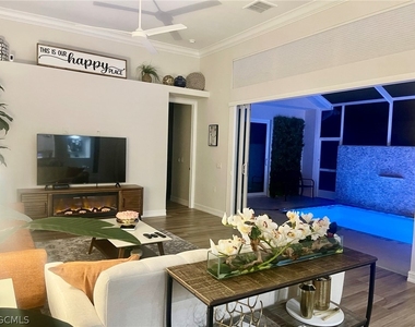 1628 Cayman Court - Photo Thumbnail 10