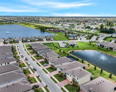 421 Coral Reef Place - Photo Thumbnail 49