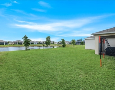 421 Coral Reef Place - Photo Thumbnail 38