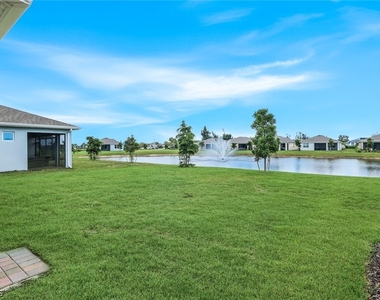 421 Coral Reef Place - Photo Thumbnail 37