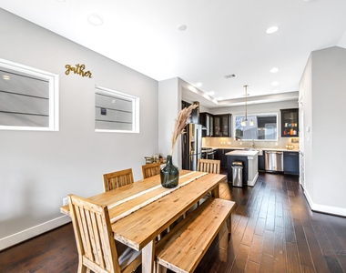 3105 Gillespie Street - Photo Thumbnail 14