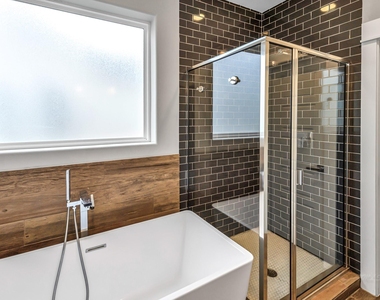 3105 Gillespie Street - Photo Thumbnail 32