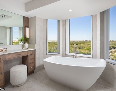 6849 Grenadier Boulevard - Photo Thumbnail 22
