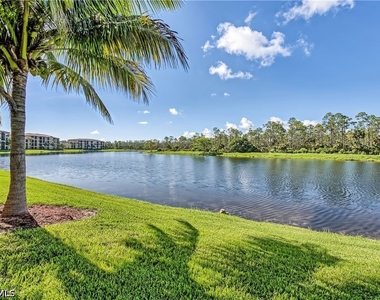 9735 Acqua Court - Photo Thumbnail 17