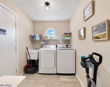 3639 Kent Drive - Photo Thumbnail 42
