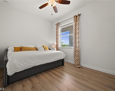 10345 Heritage Bay Boulevard - Photo Thumbnail 21
