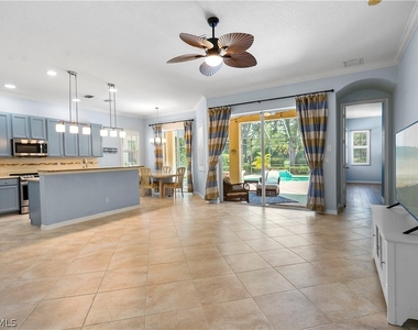 6522 Waverly Green Way - Photo Thumbnail 4