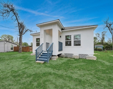 9210 Wheatley Street - Photo Thumbnail 3