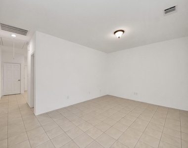9210 Wheatley Street - Photo Thumbnail 6
