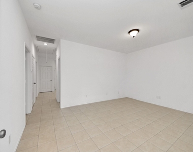 9210 Wheatley Street - Photo Thumbnail 5