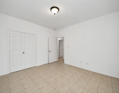 9210 Wheatley Street - Photo Thumbnail 12