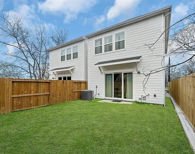 6814 Burkett Street - Photo Thumbnail 5