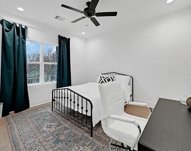 6814 Burkett Street - Photo Thumbnail 17