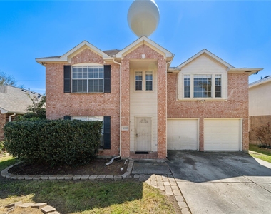 11959 Swords Creek Road - Photo Thumbnail 3
