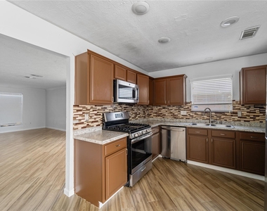 11959 Swords Creek Road - Photo Thumbnail 9