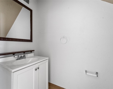 11959 Swords Creek Road - Photo Thumbnail 11