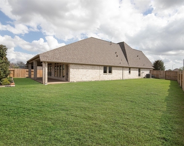 8703 Azalea Crossing Ct - Photo Thumbnail 3