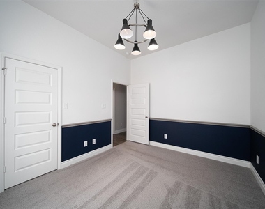 8703 Azalea Crossing Ct - Photo Thumbnail 25