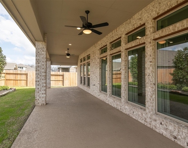 8703 Azalea Crossing Ct - Photo Thumbnail 5