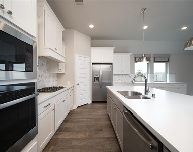 8703 Azalea Crossing Ct - Photo Thumbnail 13