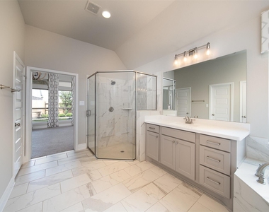 8703 Azalea Crossing Ct - Photo Thumbnail 17