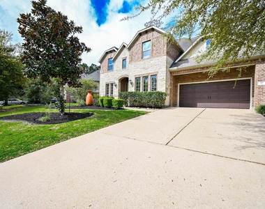 19 Sandwell Place - Photo Thumbnail 17