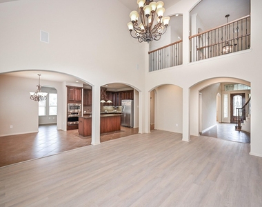 19 Sandwell Place - Photo Thumbnail 26