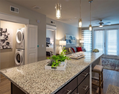 1616 Partnership Way - Photo Thumbnail 11