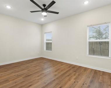 7709 Saint Louis Street - Photo Thumbnail 6