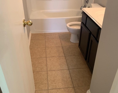11118 Northam Drive - Photo Thumbnail 16