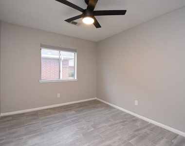 23122 Beech Canyon Drive - Photo Thumbnail 42