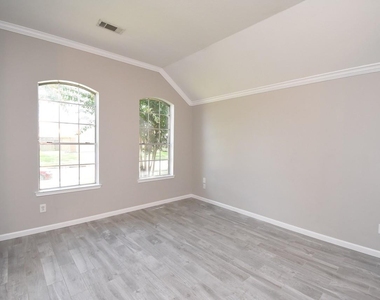23122 Beech Canyon Drive - Photo Thumbnail 6