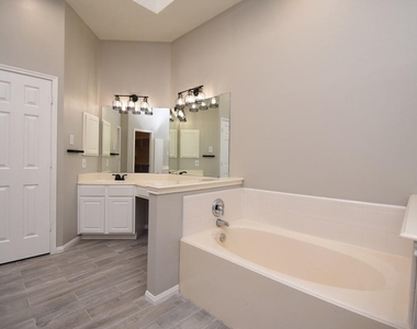 23122 Beech Canyon Drive - Photo Thumbnail 35
