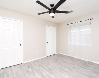 23122 Beech Canyon Drive - Photo Thumbnail 44