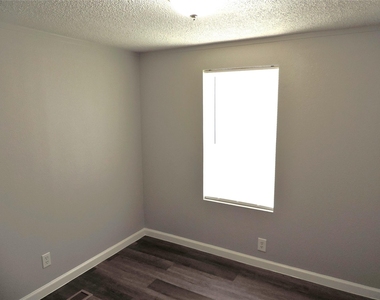 1668 Fm 2518 - Photo Thumbnail 6