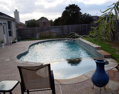 18022 Oak Orchard Lane - Photo Thumbnail 2