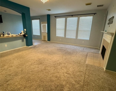 18022 Oak Orchard Lane - Photo Thumbnail 3