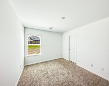 16802 N Marie Village Dr - Photo Thumbnail 14