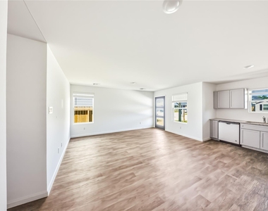 16802 N Marie Village Dr - Photo Thumbnail 5