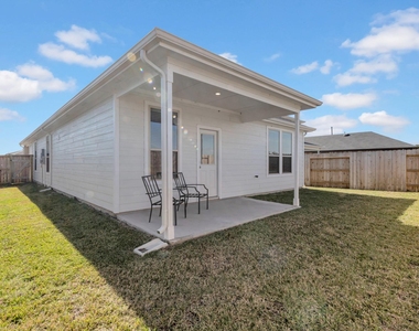 319 Bismuth Drive - Photo Thumbnail 1
