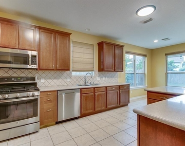 26307 Sundown Cove Lane - Photo Thumbnail 12