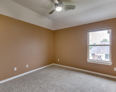 26307 Sundown Cove Lane - Photo Thumbnail 21
