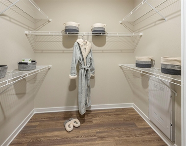 1616 Partnership Way - Photo Thumbnail 18
