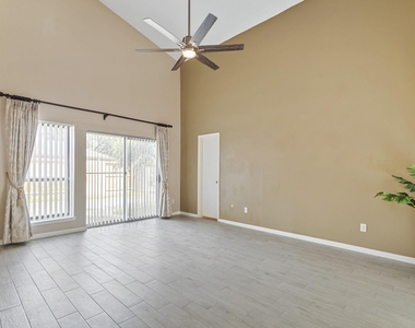 3218 Freshmeadows Drive - Photo Thumbnail 23