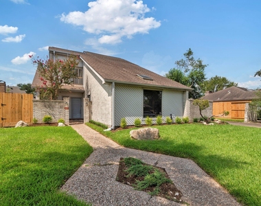 3218 Freshmeadows Drive - Photo Thumbnail 3