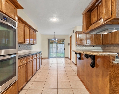 3218 Freshmeadows Drive - Photo Thumbnail 19