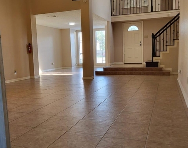 14810 Rancho Vista Drive - Photo Thumbnail 9