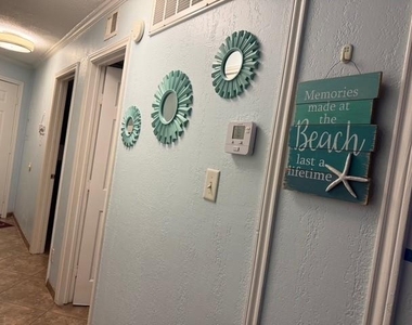 6102 Seawall Boulevard - Photo Thumbnail 6
