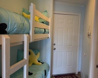 6102 Seawall Boulevard - Photo Thumbnail 5