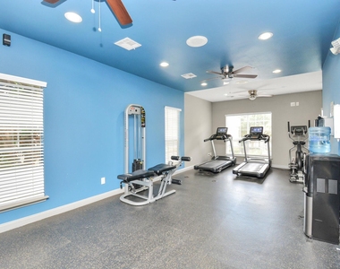 2222 Maroneal Street - Photo Thumbnail 11